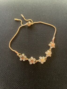18K Gold Plated Bracelet with Cubic Zirconia Petal Flowers Adjustable Slider NEW